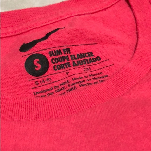 🥇Nike shirt sz S nobody trains to make excuses - Picture 4 of 4